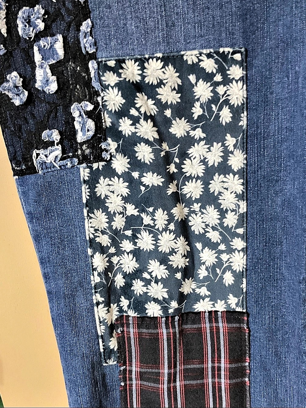 LOGO Special Edition Wide Leg Patchwork Jeans - Picture 2 of 11